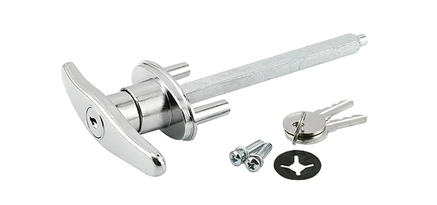 Old Style Garage Door Locks Replacements in Camp Pendleton South, California