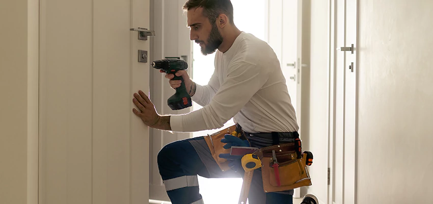 Mailbox Lock Installation Expert in Camp Pendleton South, California