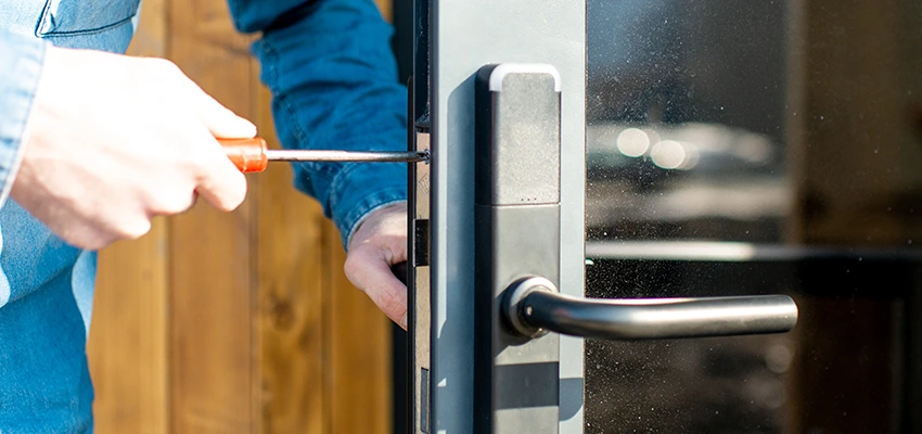 Aluminium Door Lock Replacement in Camp Pendleton South, California